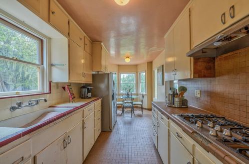 817 Congress Ave, Del Monte Park CA  93950-4808 exterior