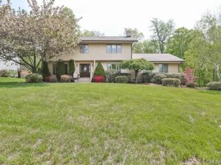 300 Harvest Ridge Rd, Stratford, CT 06614-1029