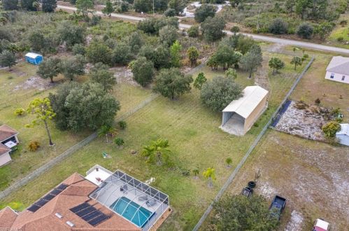 819 Hibiscus Ave, Lehigh Acres FL 33972-8017 exterior