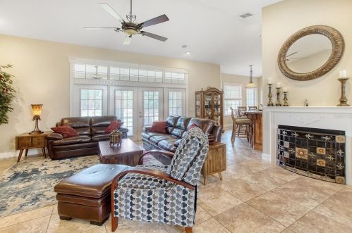 1411 Hidden Creek Ln, Winter Haven, FL 33880-5040