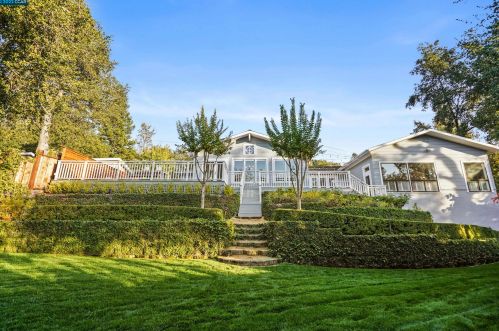 499 Miner Rd, Orinda, CA 94563-1424