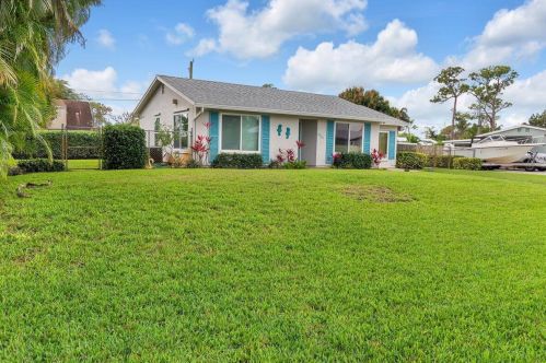 5324 Greenwood Dr, Delray Beach, FL 33484-1133
