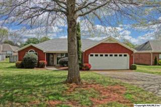 104 Todd Dr, Madison AL  35758-2332 exterior