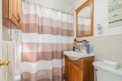 41 Avenue B, Babylon NY  11704-7111 exterior