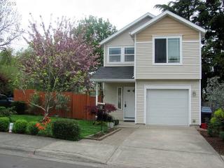 16485 Radford Ln, Beaverton OR  97078-1998 exterior