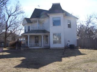 503 1st St, Junction City KS  66441-3124 exterior