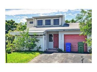 10032 14th St, Hollywood FL  33025-3630 exterior