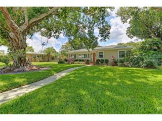 219 21st St, Bradenton, FL 34205-5413