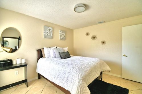 2797 Hickory Ridge Dr, Lakeland FL  33813-5854 exterior