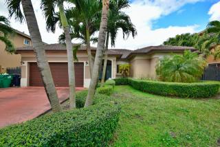 5324 165th Ct, Miami, FL 33185-5270