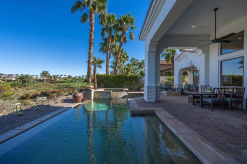 81530 Carboneras, La Quinta CA  92253-8219 exterior