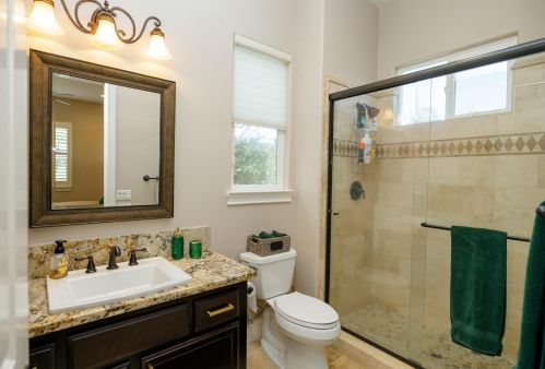 10709 Goldsborough Cir, Valley Home CA  95361-7648 exterior