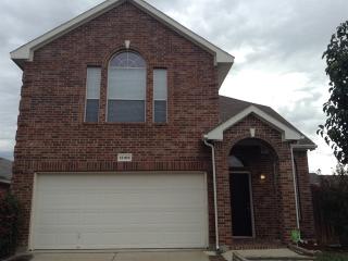 12108 Thicket Bend Dr, Keller TX  76244-5529 exterior