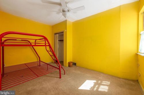 1424 Jackson St, Philadelphia PA 19145-3617 exterior