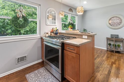 38 Rockhill Rd, Old Bridge NJ  08857-2418 exterior