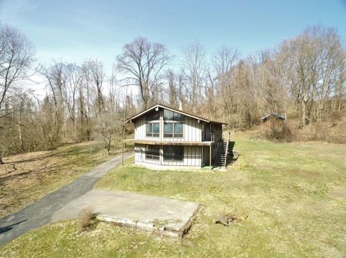 2481 State Route 88, Finleyville, PA 15332-3506