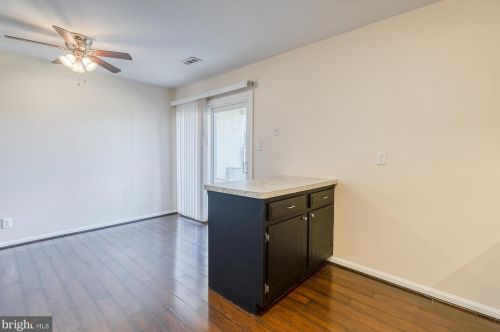 2 Farrell Ln, Fredericksburg VA  22408-4004 exterior