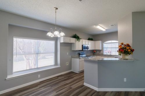 1301 Marken Ct, Carrollton TX  75007-1105 exterior