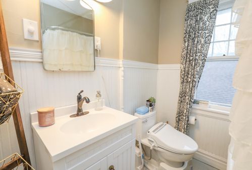 6559 5 Ave, Kenosha WI 53143-6101 exterior