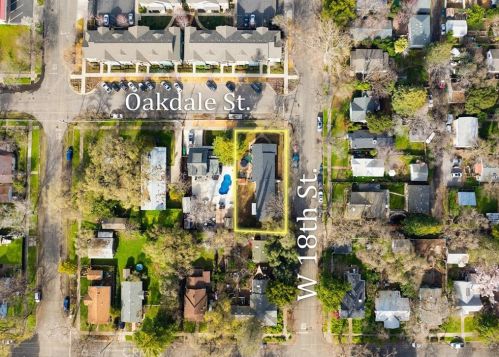 1744 Oakdale St, Chico CA  95928-7047 exterior