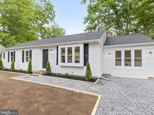 4 Whippoorwill Dr, Erial NJ  08081-9329 exterior