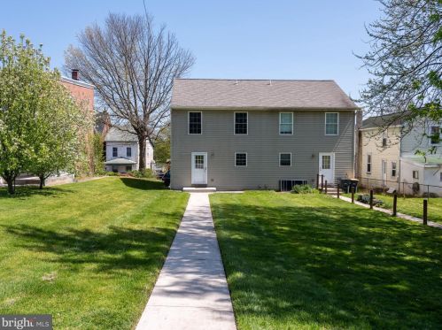 136 Bradford Ave, Downingtown, PA 19335-2849