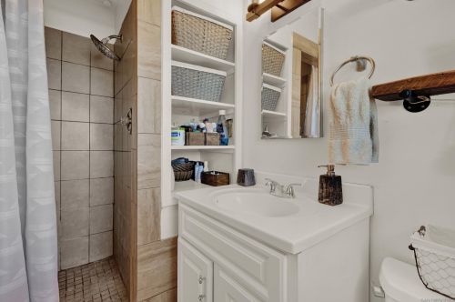 4471 Appleton St, San Diego CA 92117-1909 exterior