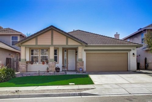 1382 Yosemite Cir, Oakley, CA 94561-5206