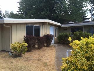 18004 42nd Ave, Seattle, WA 98188-4522