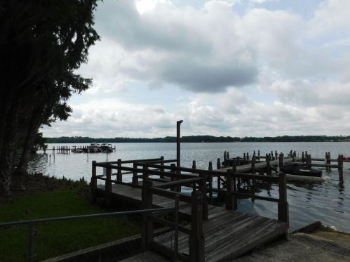 183 Lago Vis Blvd, Casselberry FL  32707-5805 exterior