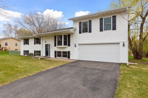 1444 Balsam St, Saint Paul, MN 55122-1855