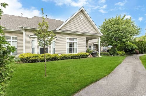 119 Beethoven Ct, Eastport NY  11941-1603 exterior