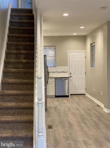 2017 Emily St, Philadelphia PA  19145-2822 exterior