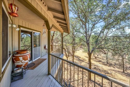 20016 Jigsaw Rd, Middletown CA  95467-8517 exterior