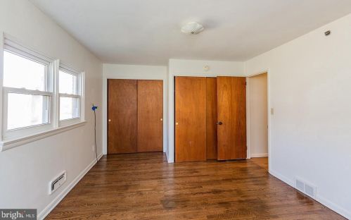 130 Delp Rd, Lancaster PA  17601-3906 exterior