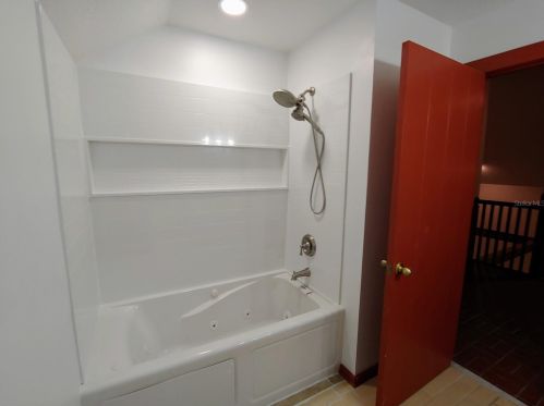 12035 Scott Dr, Dade City FL 33525-5644 exterior