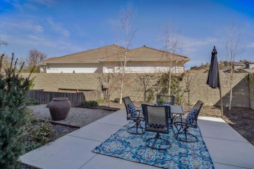 10817 Goldsborough Cir, Valley Home CA 95361-7649 exterior