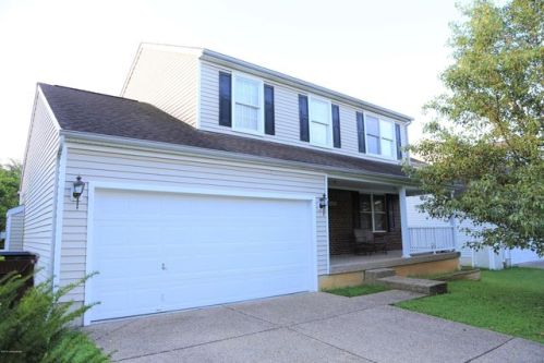 10104 Fallen Sky Dr, Louisville, KY 40229-5233