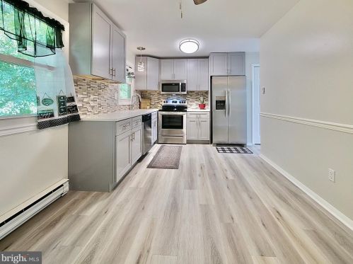 1694 Bethel Rd, Boothwyn PA  19060-2049 exterior