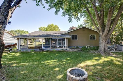 1716 Harrison Ct, Waterford MN  55057-3004 exterior