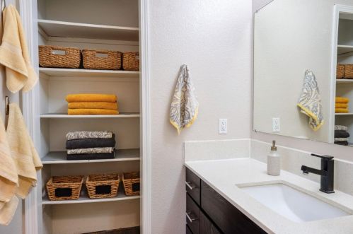 5270 Makati Cir, San Jose CA  95123-6256 exterior