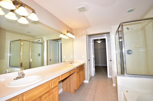 4608 Barnstead Dr, Riverview FL  33578-2116 exterior