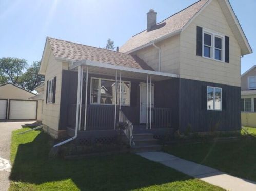 168 8th St, Fond Du Lac, WI 54935-5154
