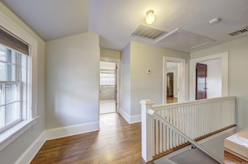 140 Main St, Port Jervis NY  12771-2114 exterior