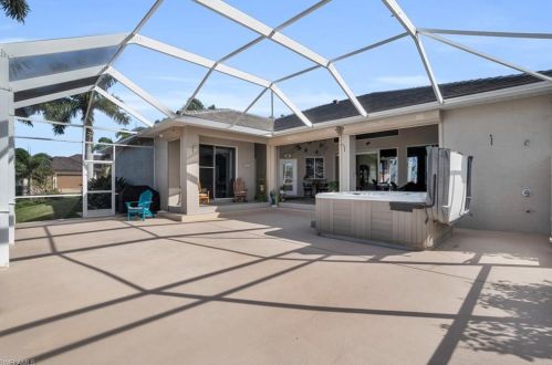 4402 12 Pl, Cape Coral FL  33904-5342 exterior