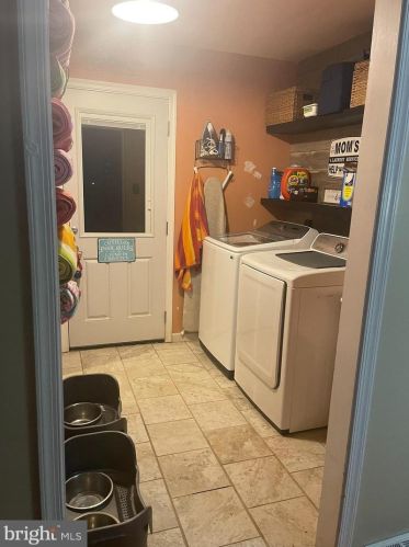 230 Forrestal Dr, Bear DE  19701-1668 exterior