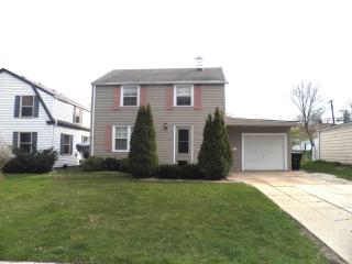 4611 Wilbur Ave, Milwaukee WI  53220-2179 exterior