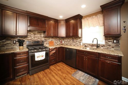 1225 Walnut St, South Plainfield, NJ 07080-1511