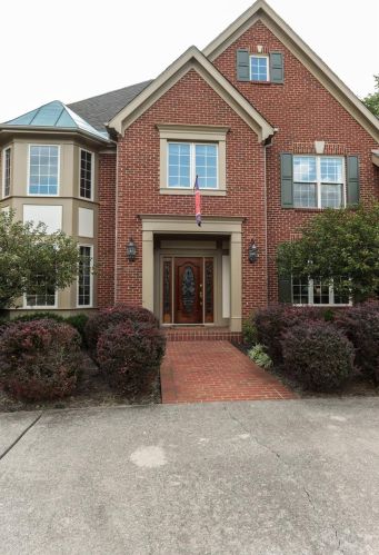 8205 Glenmill Ct, Cincinnati, OH 45249-2260