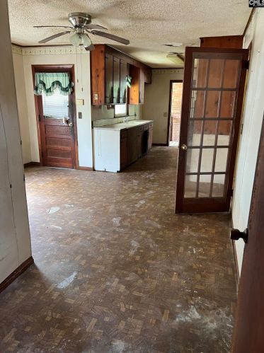 925 Osage Ave, Cayce-West Columbia SC 29169-6917 exterior